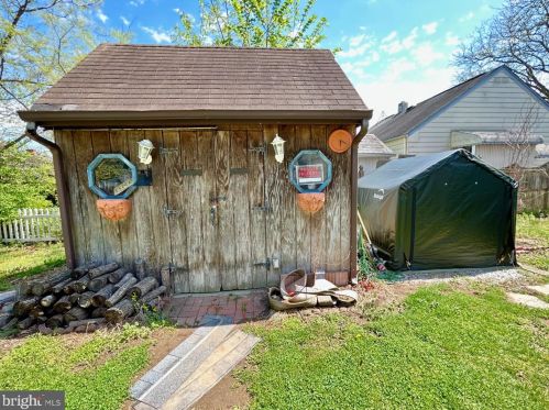 39 3rd St, Florence NJ  08518-2001 exterior