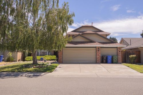 7461 Wynndel Way, Elk Grove, CA 95758-1084