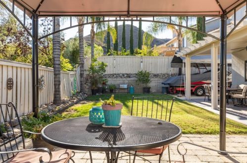 29524 Westwind Dr, Lake Elsinore CA  92530-1242 exterior