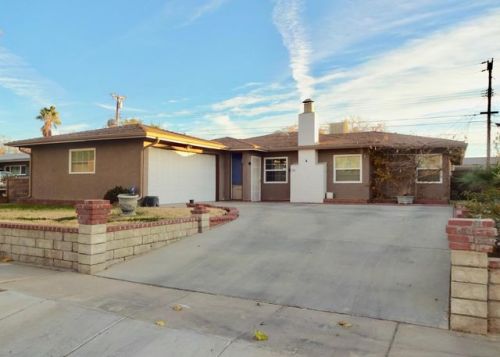 338 Landsford St, Lancaster, CA 93535-2615
