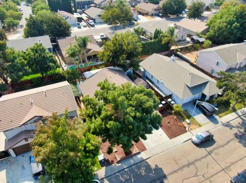 417 Peregrine Dr, Grayson CA  95363-9012 exterior