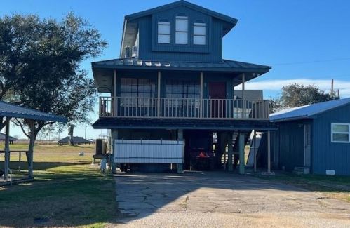 20 Redfish Ln, Green Lake TX  exterior