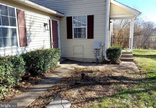 367 Indian Crest Way, Harleysville PA  19438-1827 exterior