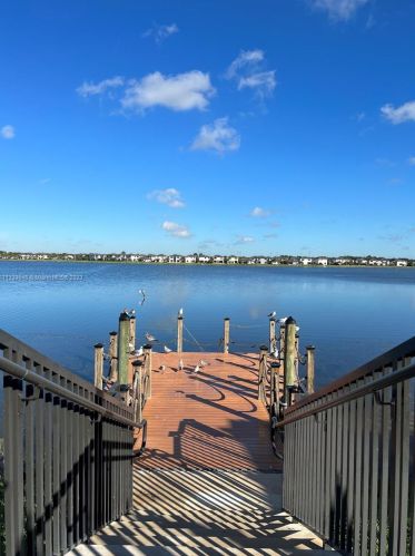 15832 91st Ct, Hialeah FL  33018-1951 exterior