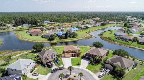 8121 Blue Daze Ct, Lehigh Acres, FL 33972-7510