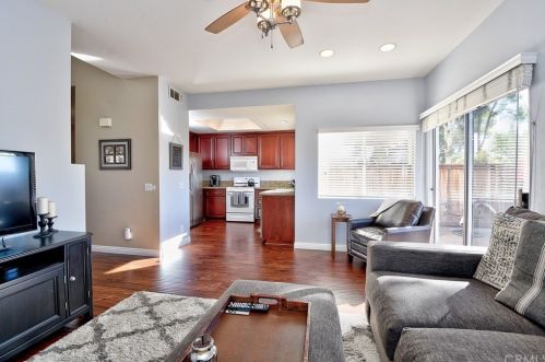 19 Pinzon, Trabuco Canyon CA  92688-2984 exterior