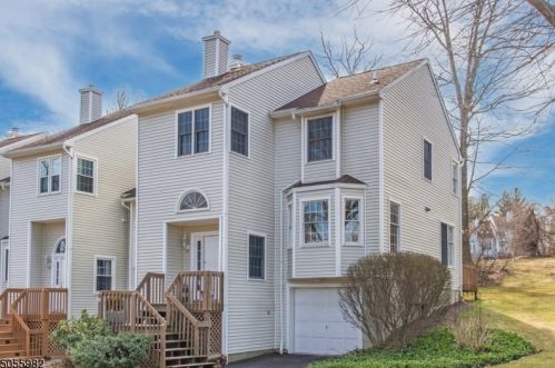 16 Ryan Ln, Lincoln Park, NJ 07035-2121