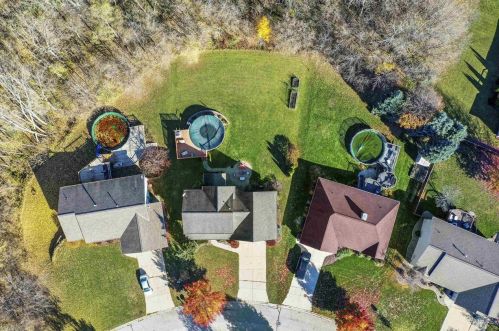 2922 Copper Mountain Ct, Green Bay WI  54313-3207 exterior