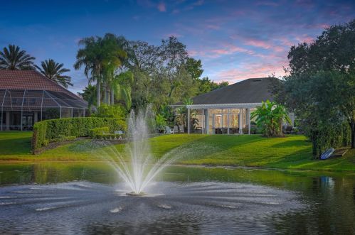 2676 Spruce Creek Blvd, Daytona Beach FL 32128-6922 exterior