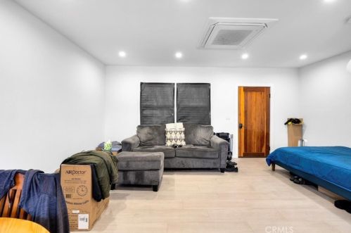 213 Covina Ave, Long Beach CA  90803-1825 exterior