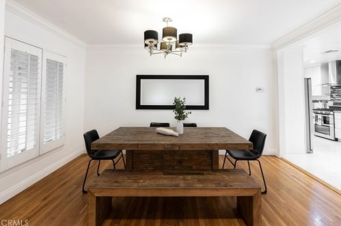 11814 Hesby St, North Hollywood CA  91607-3218 exterior