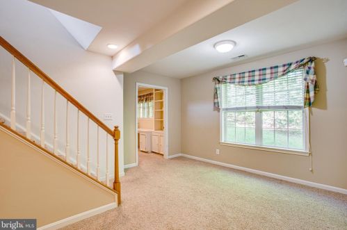 4204 Crooked Stick Ct, Fredericksburg VA  22408-9215 exterior