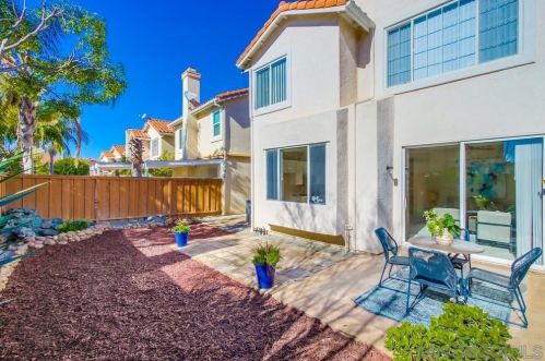 9463 Compass Point Dr, San Diego CA 92126-5536 exterior