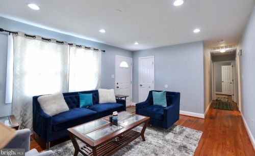 15108 Costa Dr, Woodbridge VA  22193-1647 exterior
