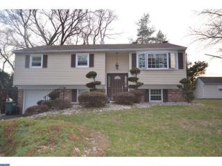 8 Bertha St, Langhorne, PA 19053-2314