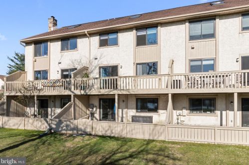 1628 Devon Ct, Yardley PA 19067-5741 exterior