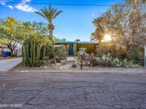 1821 Winstel Blvd, Tucson, AZ 85716-3311