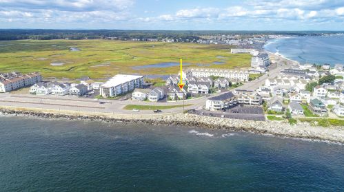 503 Ocean Blvd, Hampton, NH 03842-3701