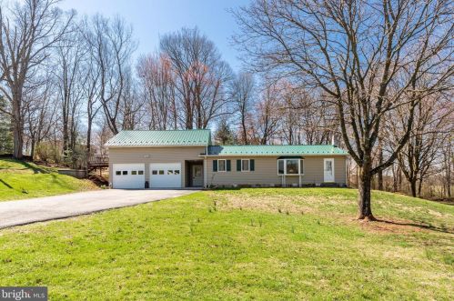 305 Ulricktown Rd, Littlestown PA  17340-9789 exterior