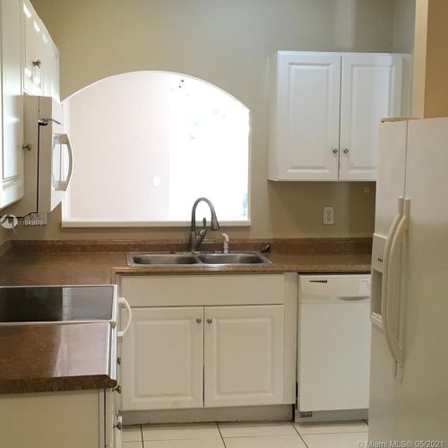 875 132nd Ave, Hollywood, FL 33028-3130