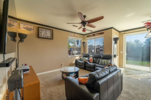 2937 Gambler Hill Ct, Riverbank CA  95367-9453 exterior