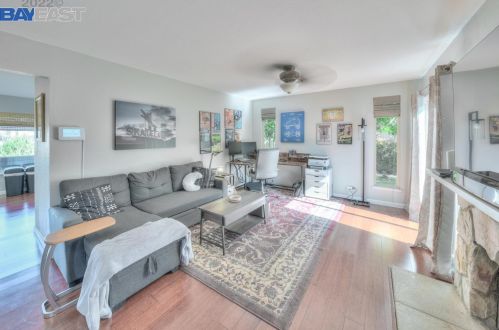 138 Thistle Way, Pacheco CA  94553-5810 exterior