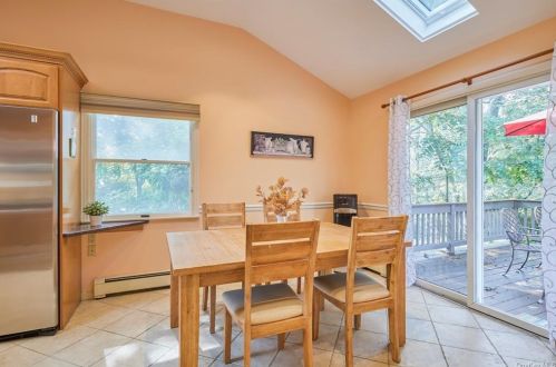 163 Teakettle Spout Rd, Mahopac NY  10541-4250 exterior