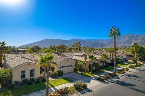 81823 Prism Dr, La Quinta CA  92253-7722 exterior
