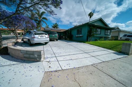 2824 Caulfield Dr, San Diego, CA 92154-2114