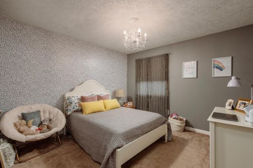 1600 Cambridge Dr, Liberty Township OH  45042 exterior