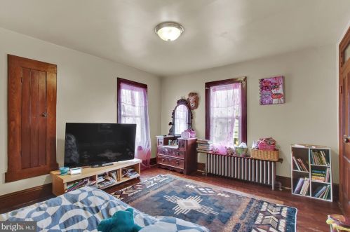 730 Broadway, Red Lion PA  17356-1914 exterior