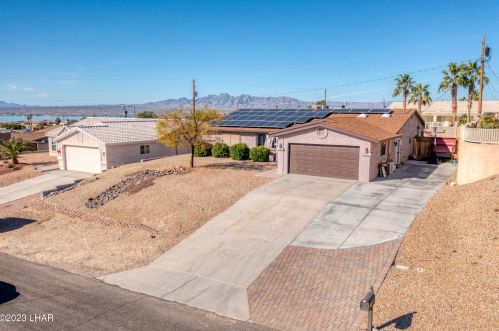 2589 Sunkentree Dr, Lake Havasu City, AZ 86403-3858