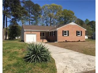 3345 Oakwood Cir, Petersburg VA  23805-9335 exterior