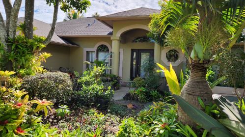1030 Walters Ter, Fort Pierce, FL 34983-3932