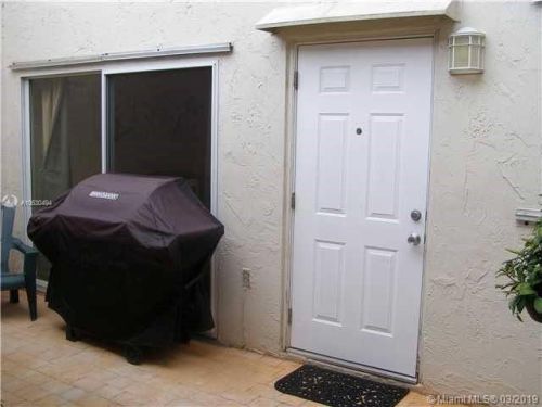 8624 103rd Ave, Miami, FL 33173-3958