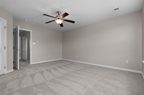 1948 Georgetown Dr, Sewickley PA  15143-1566 exterior