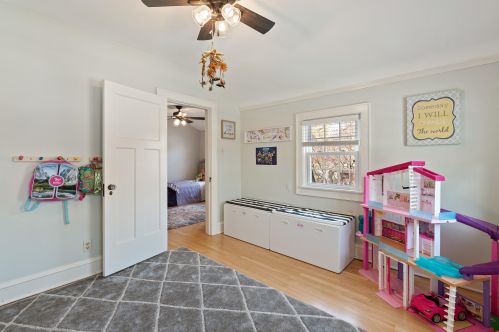 2119 Marion St, Milwaukee WI  53211-2007 exterior