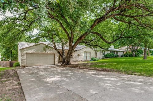 3818 Westcliff Rd, Fort Worth, TX 76109-2727