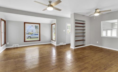 2621 Clough Ave, Hammond IN  46322-1904 exterior