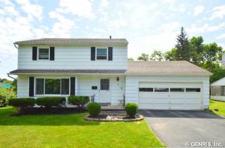 34 Meadows Dr, Rochester, NY 14618-2316