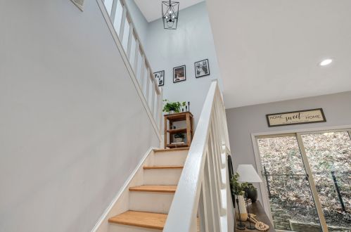 147 Waterside Ave, Northport NY  11768-2154 exterior