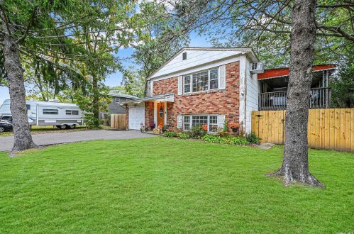 1973 Lincoln Ave, Holbrook, NY 11741-2237