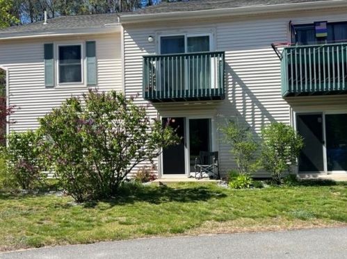 5-11 Washington St, Goffstown, NH 03045-1623