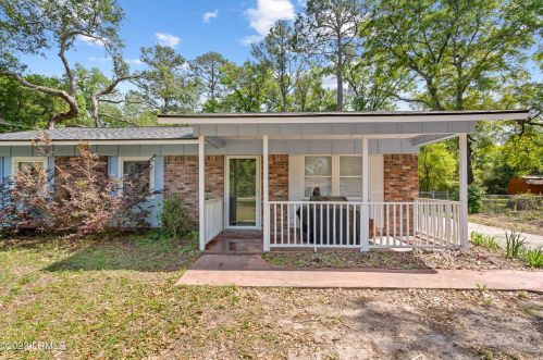 257 Shanklin Rd, Beaufort, SC 29906-8421