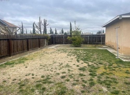 7012 Doris Ave, Winton CA  95388-9566 exterior