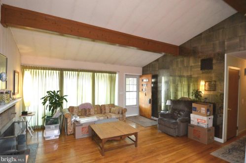 200 Runson Rd, Camp Hill PA  17011-2637 exterior