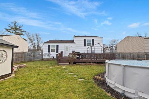 128 Wickham Farm Dr, Englewood OH  45322-2948 exterior