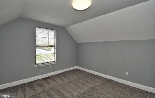 607 Haskall Rd, Fairless Hills PA  19030-3822 exterior