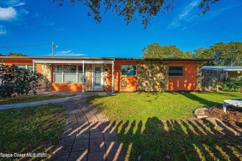 2260 Floridiane Dr, Melbourne, FL 32935-3273