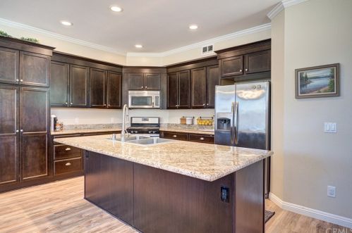59 8th St, Templeton CA  93465-9343 exterior